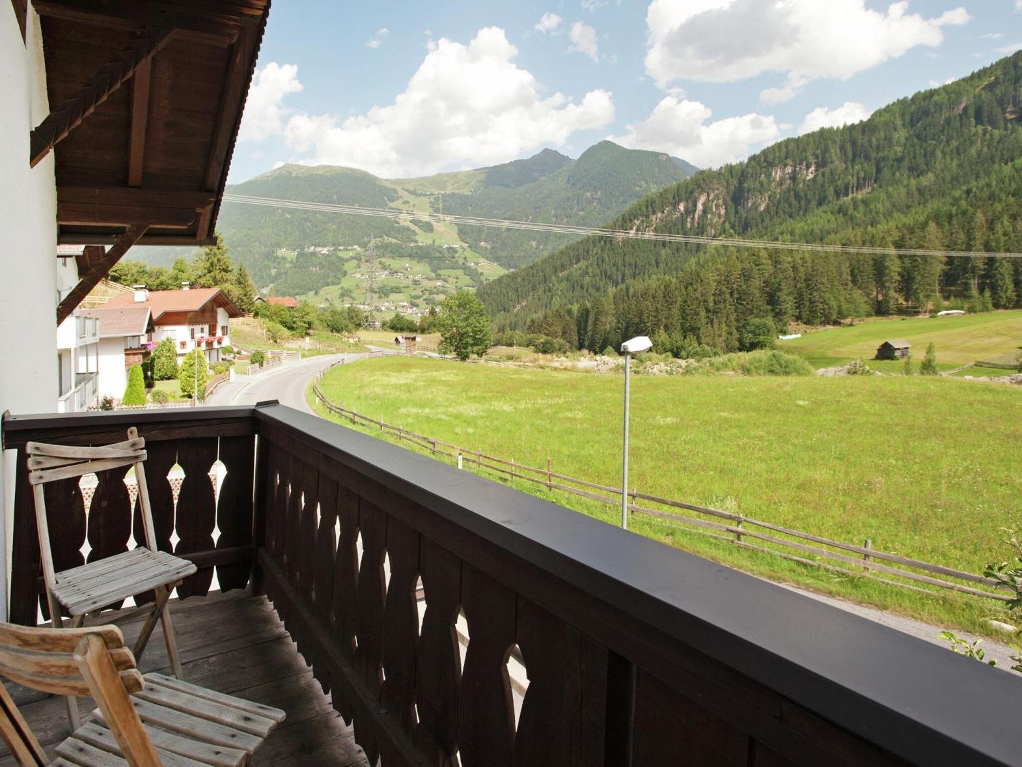 Spacious Holiday Home In Wenns Near Ski Area Kültér fotó